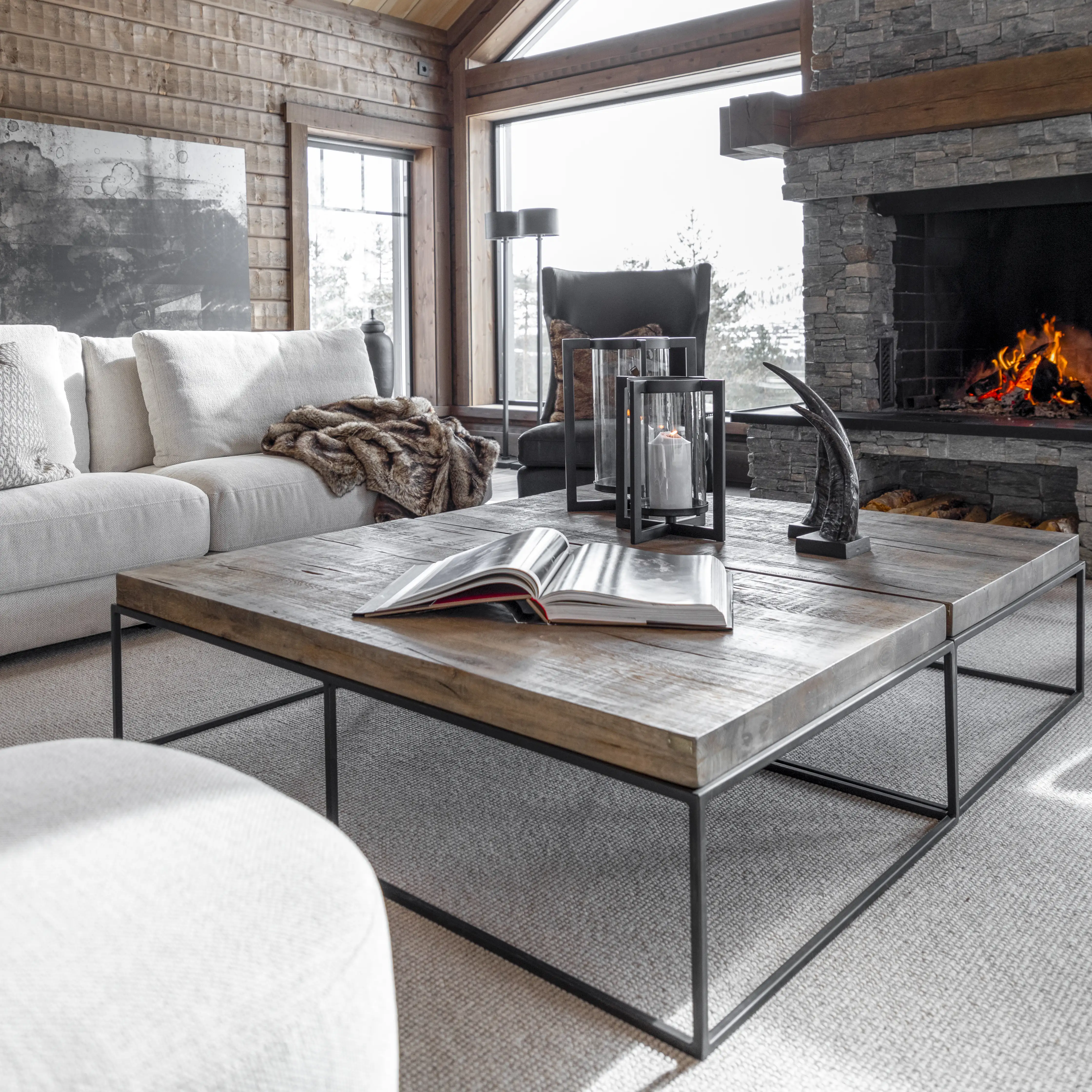 Side table Carlisle 65x65 cm silver back