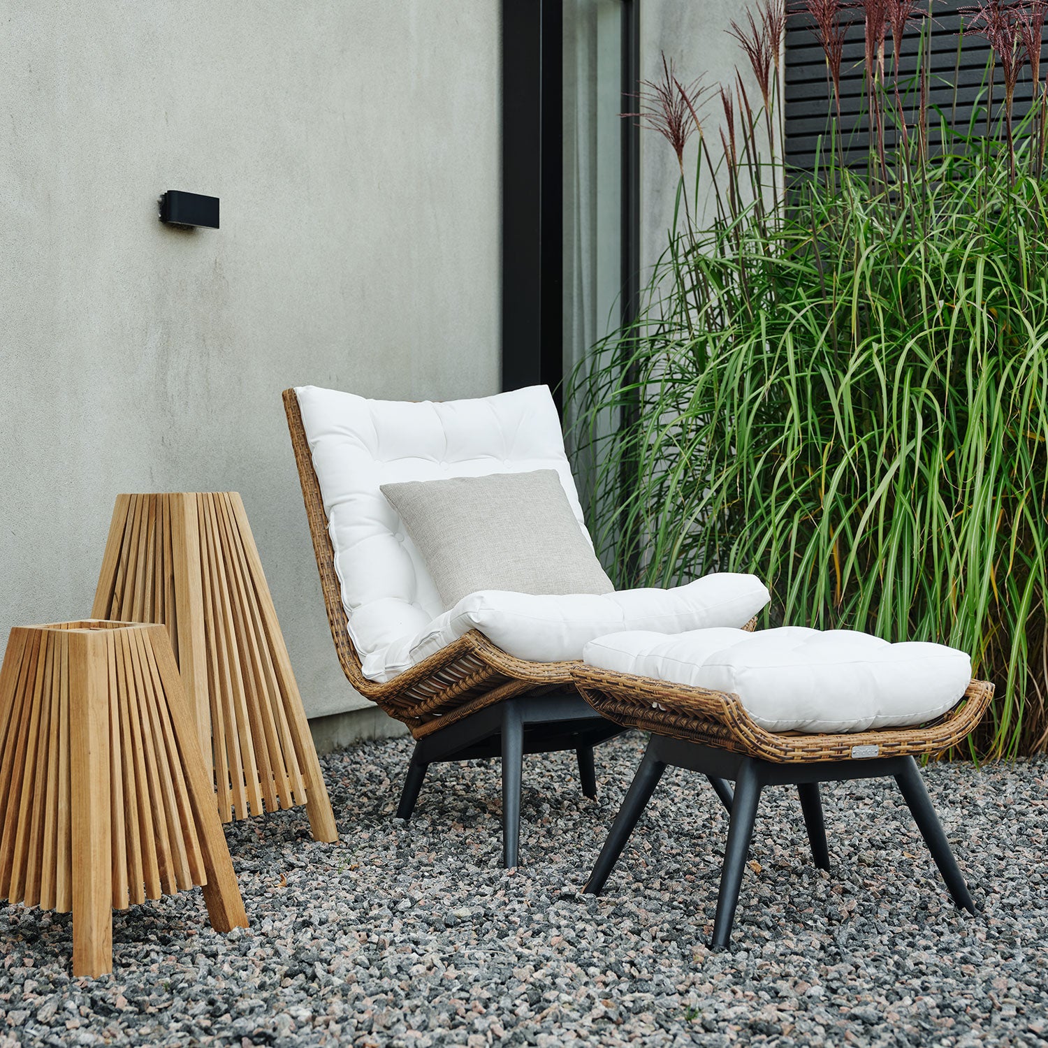 Covelo lounge armchair natural/white