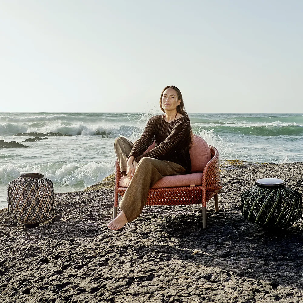 AHNDA lounge chair AB7 vulcano 0305 elemental 0105