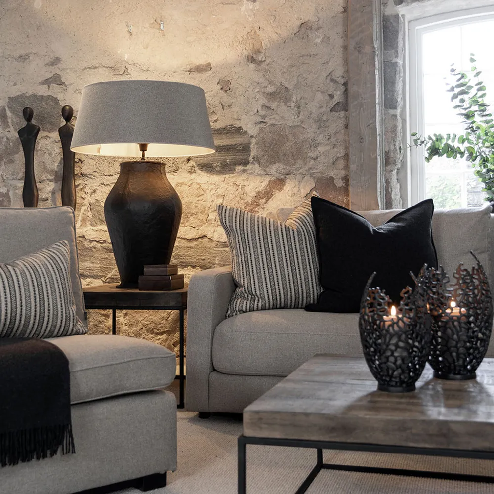 Fiora XL Antique table lamp