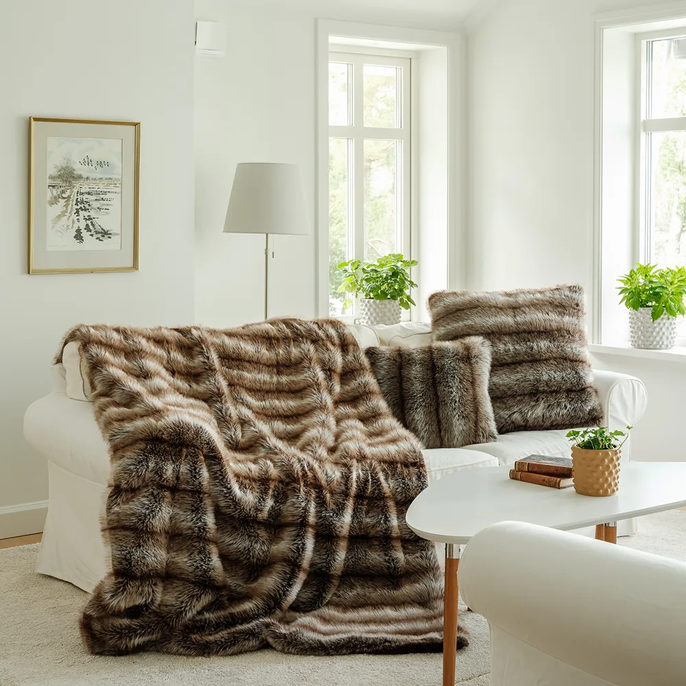 Hunter cushion 45x45 cm Brown