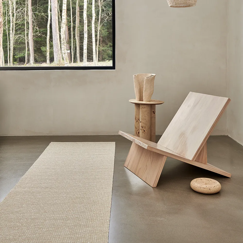 Emm carpet 70 x 180 cm Vanilla/White Metallic