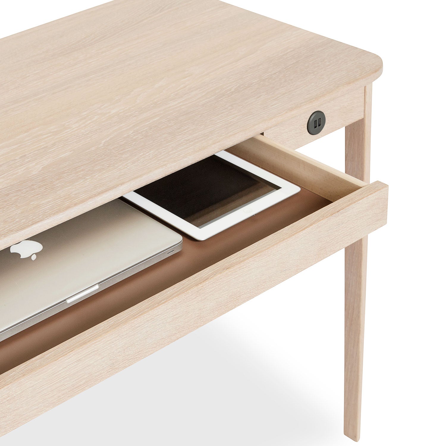 Sm131 Desk Oak Lacquer 115X55X74cm