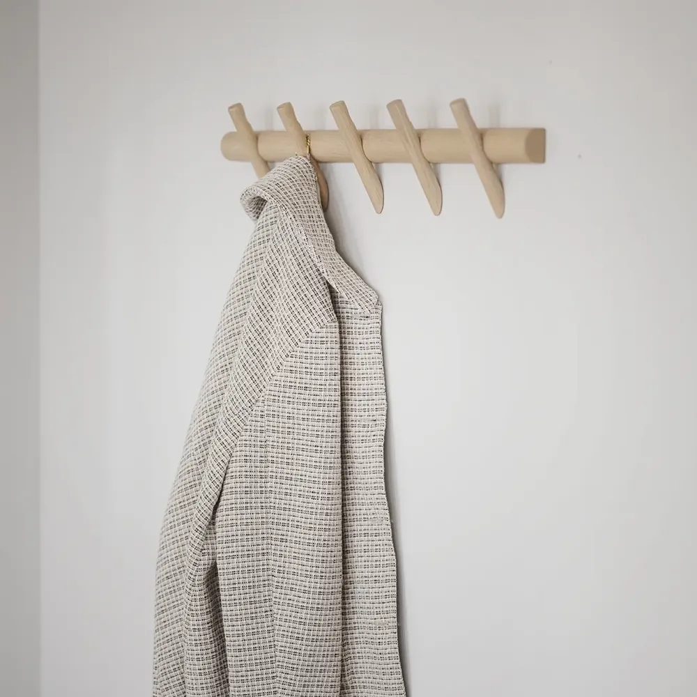 Hillmond hook rack 65 cm white pigmented oak