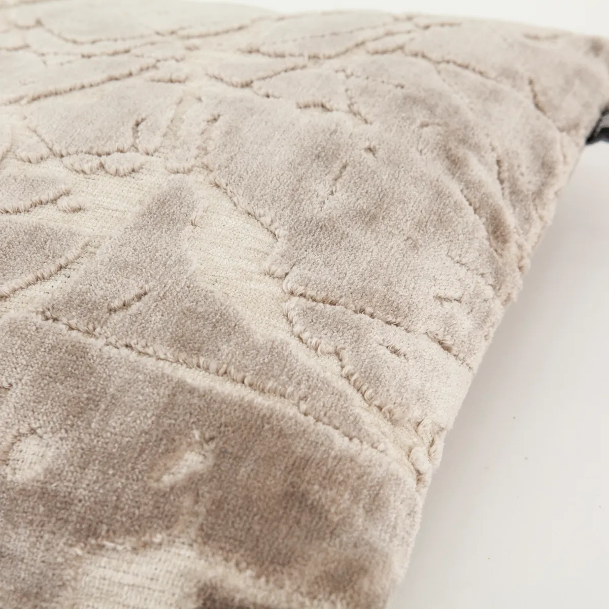 Faune pillow 45x45 cm beige