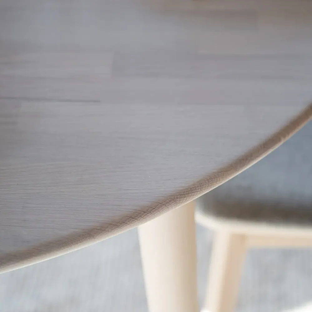 Tyler dining table Ø120-165 cm white pigmented oak