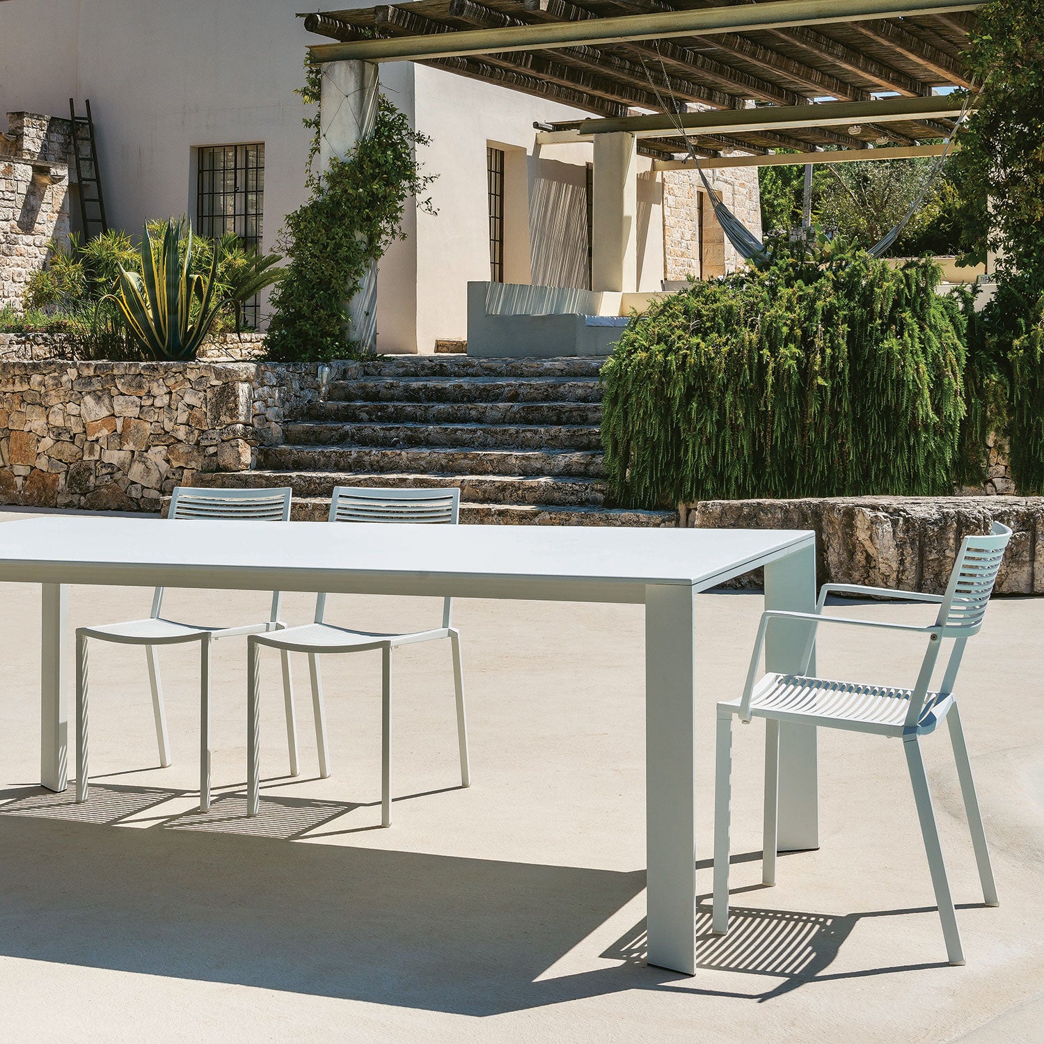 Easy Armchair Stackable Creamy White