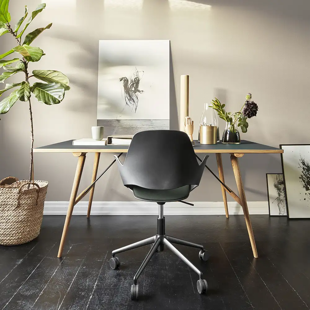 Hekla table 208x95cm dark green oiled oak