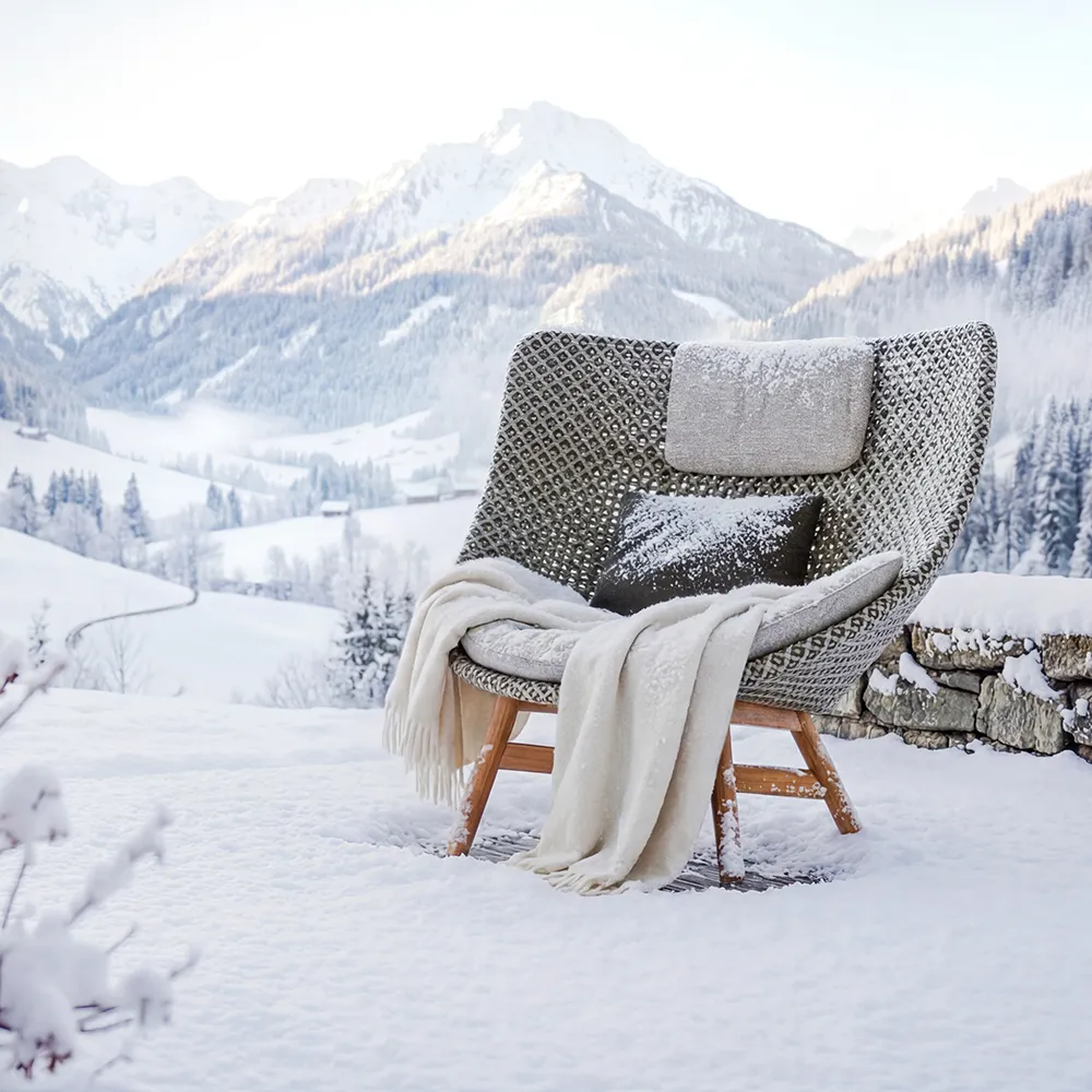 Mbrace wing chair teak AY5 teak 0205 pepper 0115