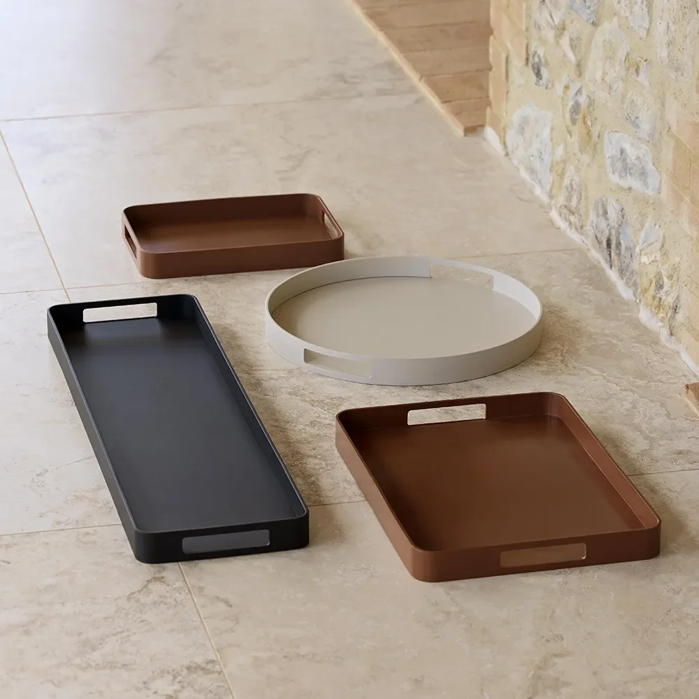 Club Tray 24x35 cm Desert red