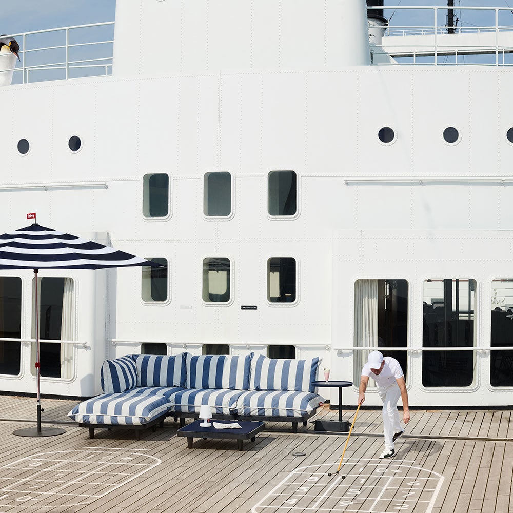 Brick side table light grey