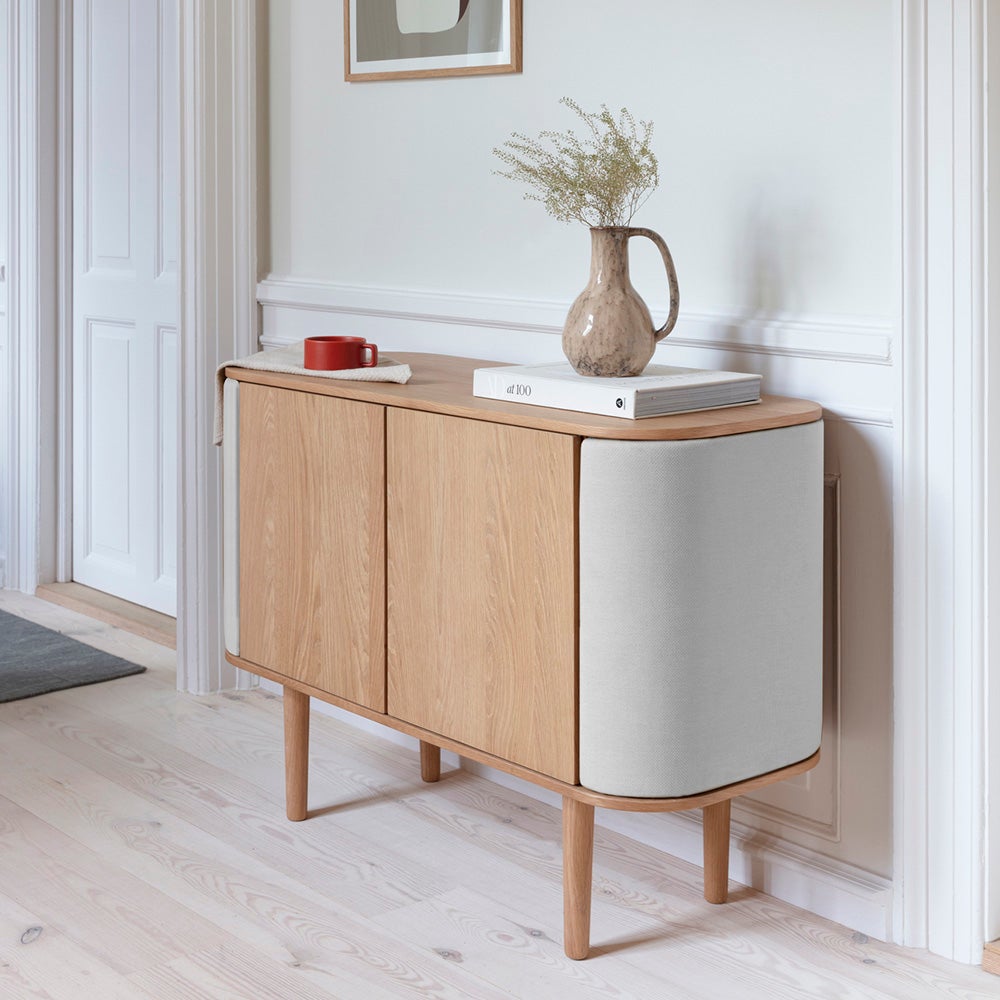  Treasures 2-door cabinet Oak/sterling