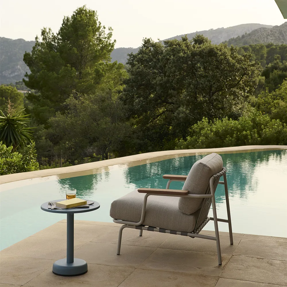 Linear Steel Coffee Table Ø42 cm Burnt Orange 