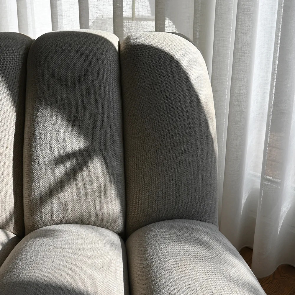 Toe Armchair - Linen