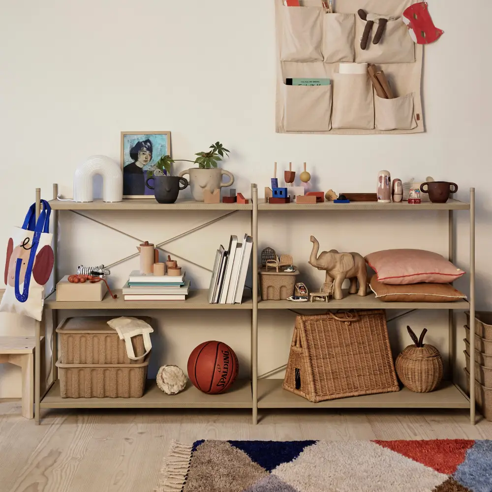 Punctual Shelf Cross Cashmere