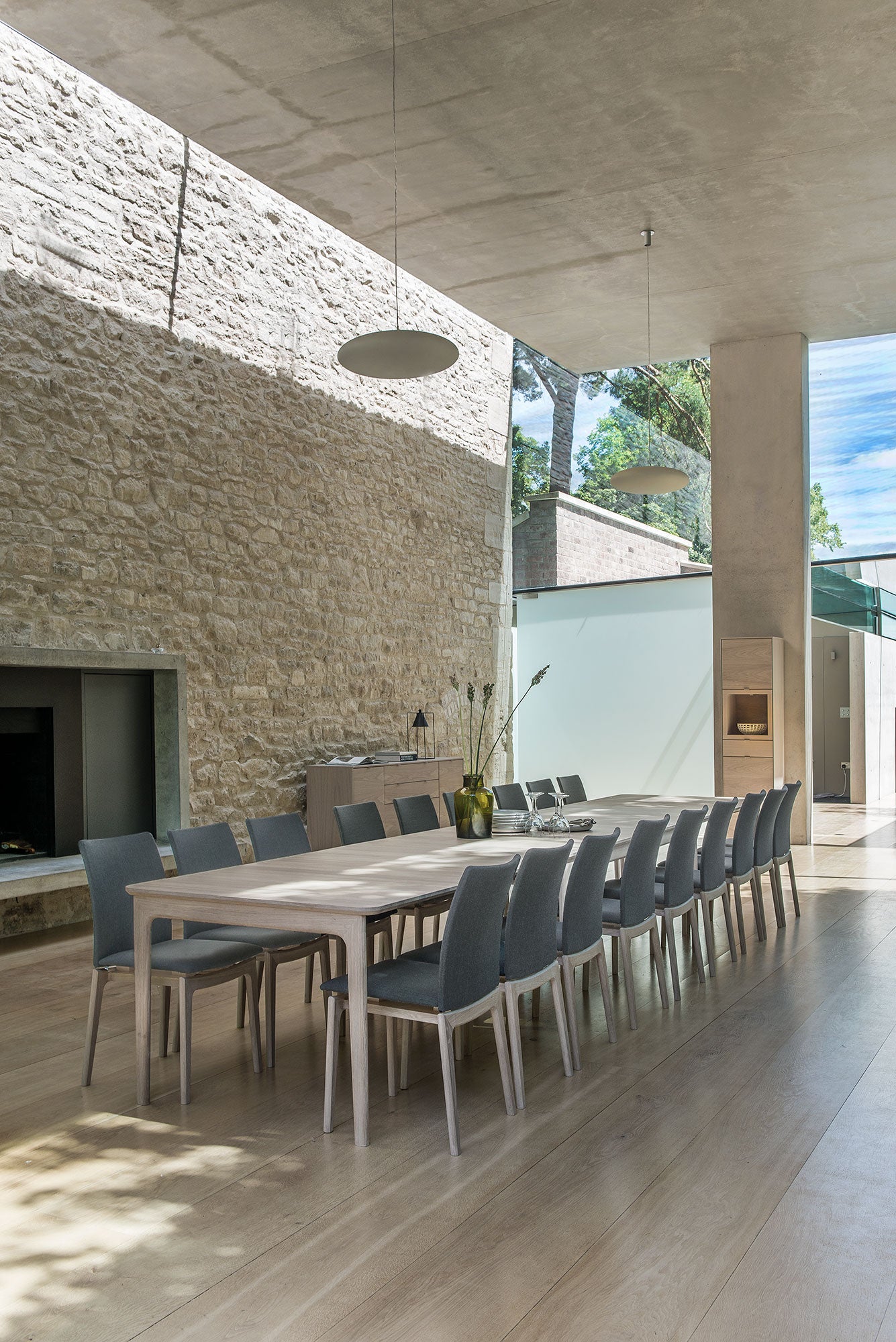 Sm27 Table Black Oak Lacquer