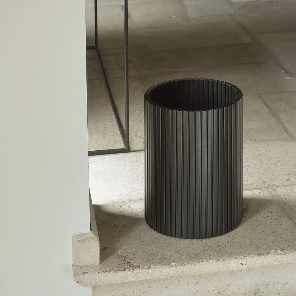  Roller Max bin black lacquered mahogany