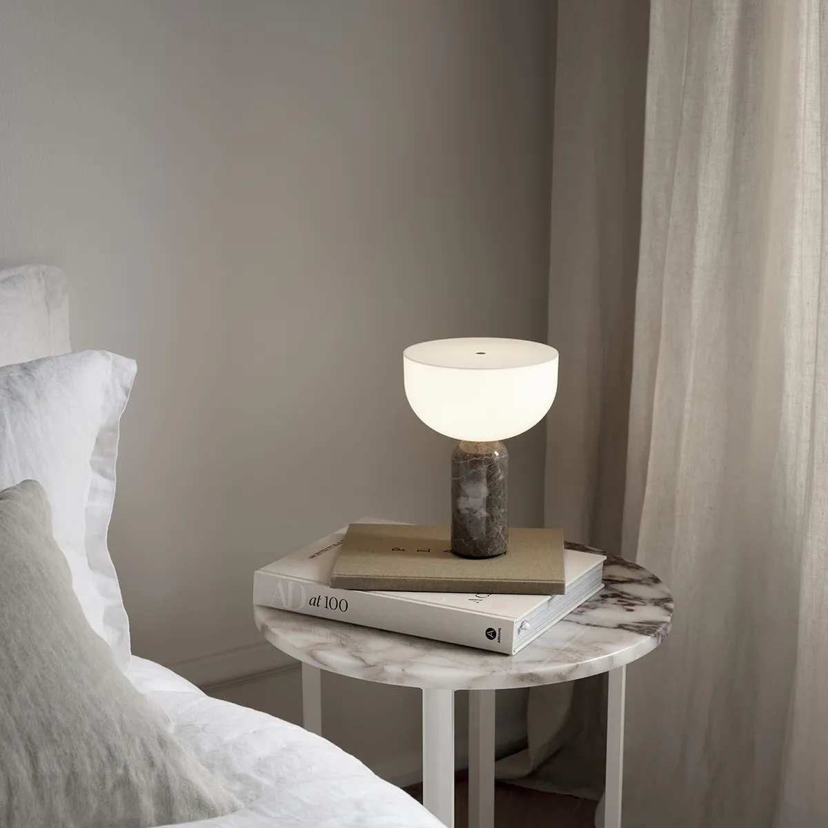 Kizu Portable Table Lamp Gris Du Marais