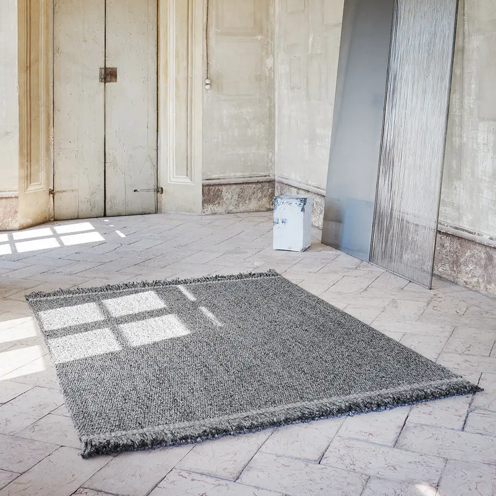 Elmo Grey 140x200 carpet 