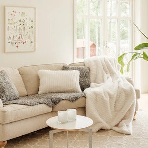 Grace Blanket Ivory