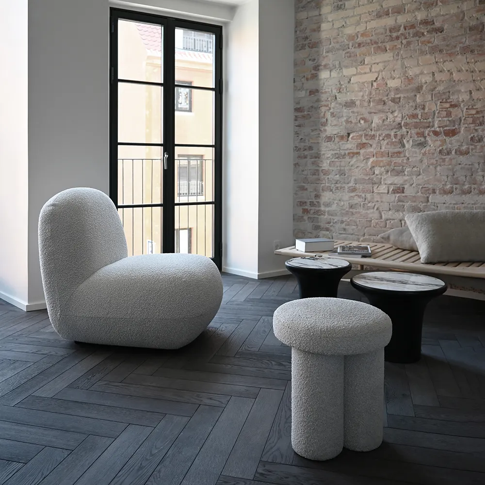 Trumpet Table, Low - Calacatta