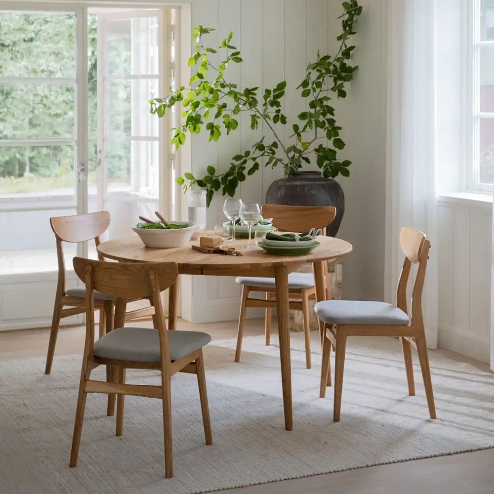 Tyler dining table Ø120-165 cm oak
