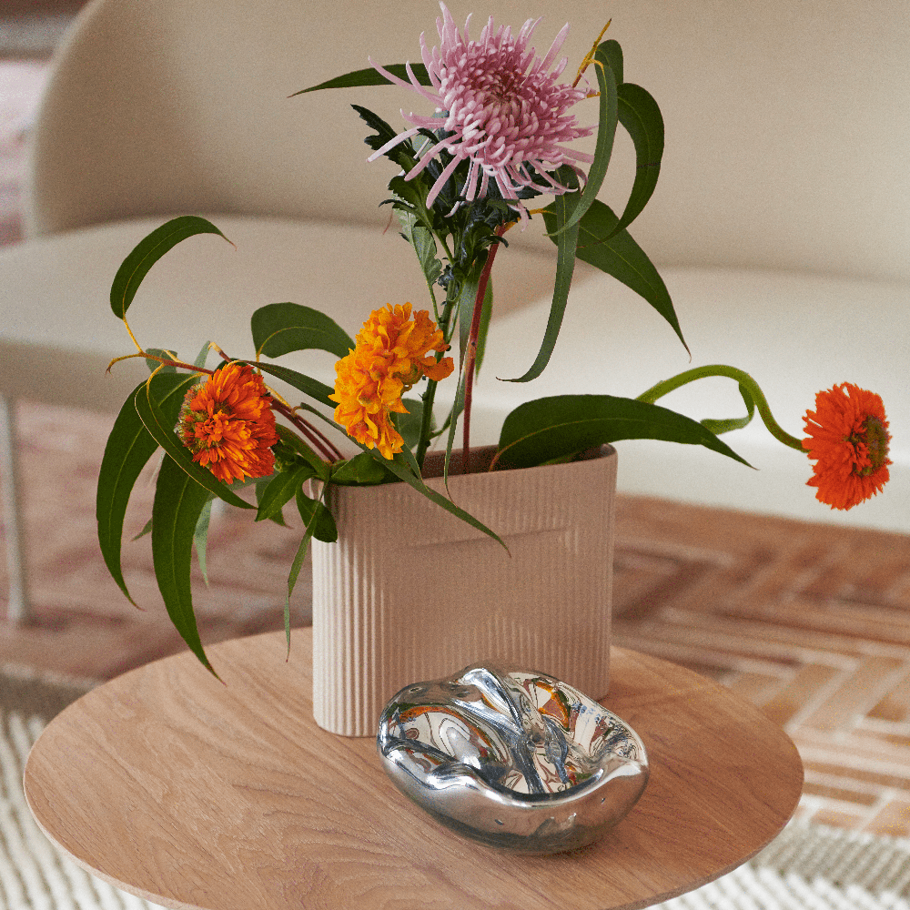 Ridge Vase H: 16,5 cm Beige