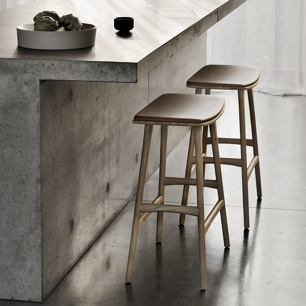 Osso Barstool Low Oak/Cognac leather