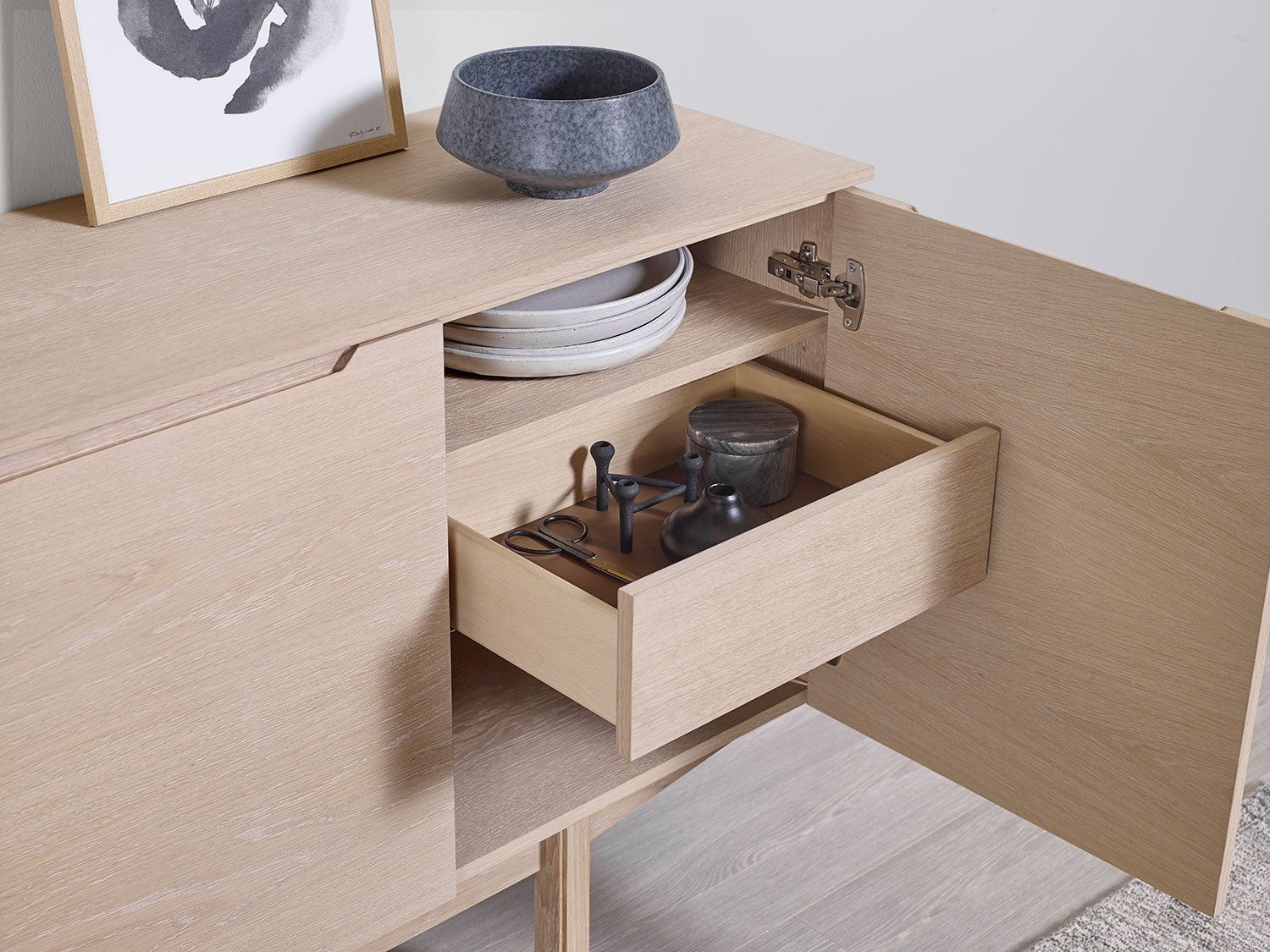 Sm306 Sideboard Oak Lacquer 194 cm