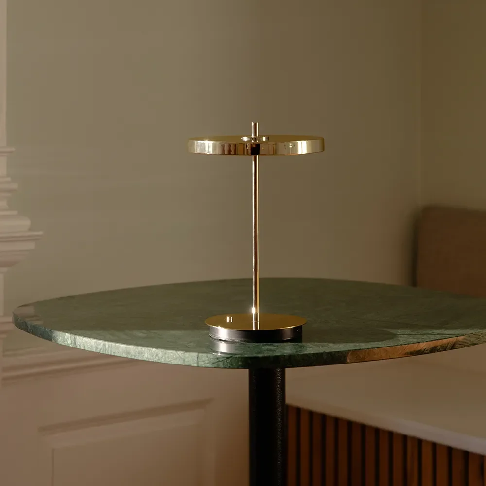 Asteria Move Monochrome Portable Lamp Gold