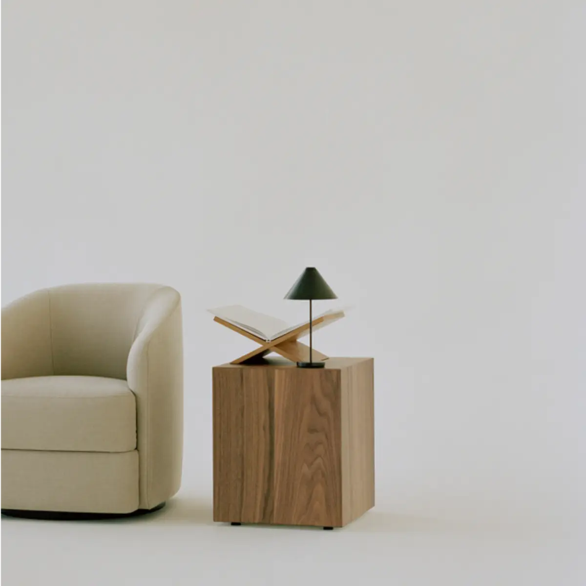 Mass Side Table Walnut