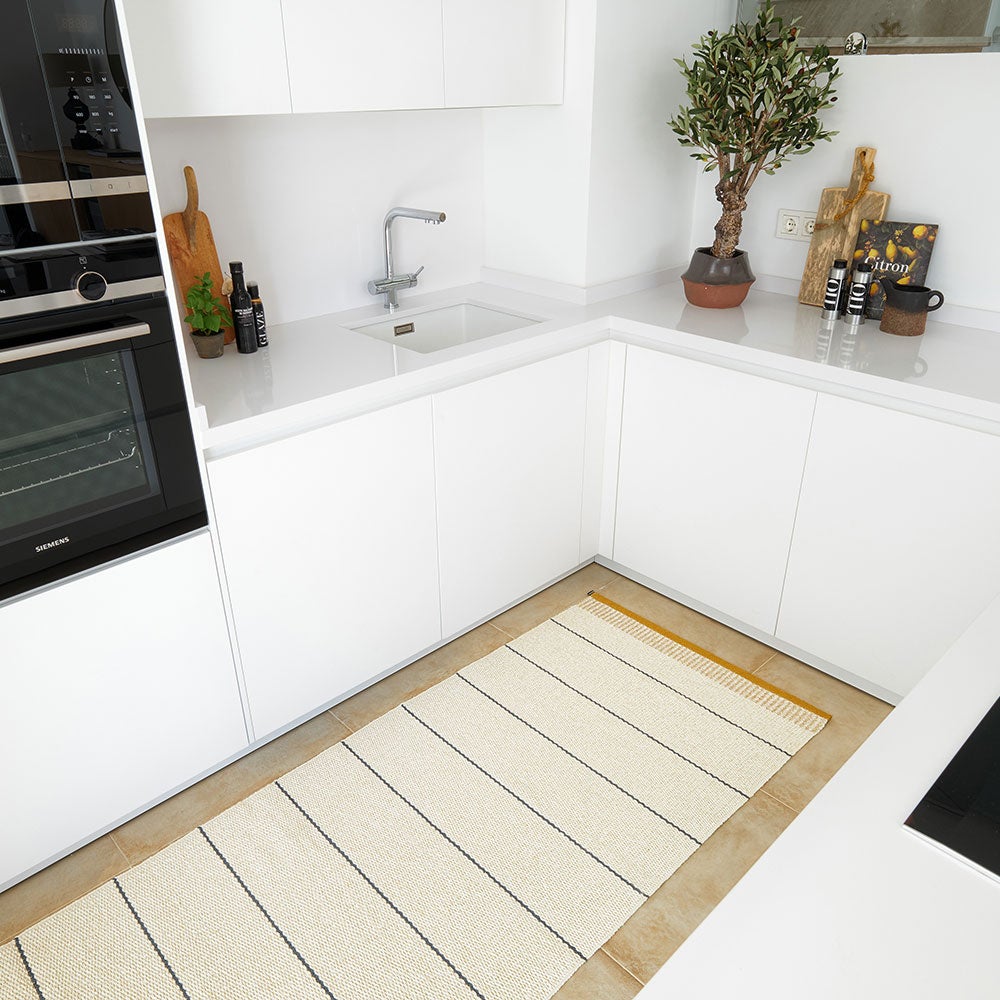 Belle Carpet 140x200 cm ochre