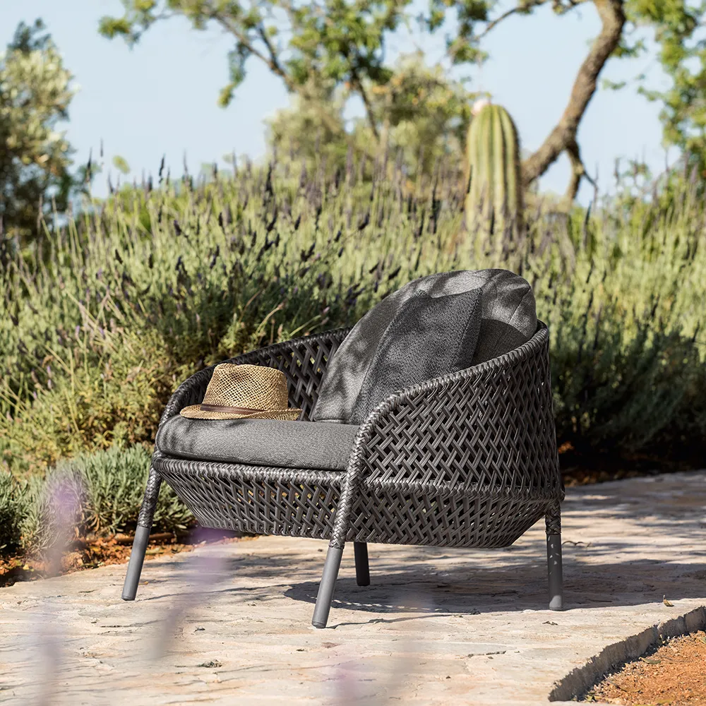 AHNDA lounge chair AB7 vulcano 0305 graphite 0108