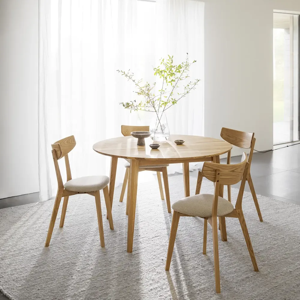 Filippa dining table 120-165x120 cm oak