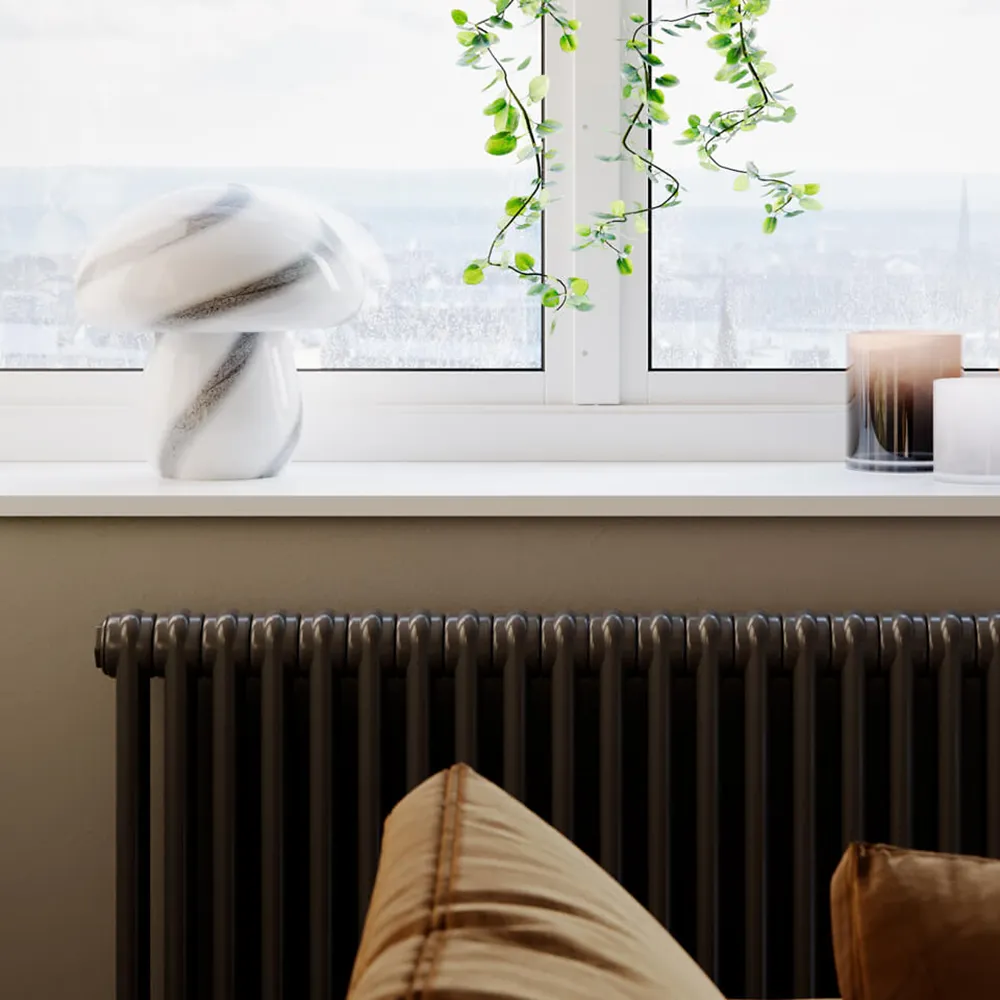 Mira Mushroom table lamp White/Black