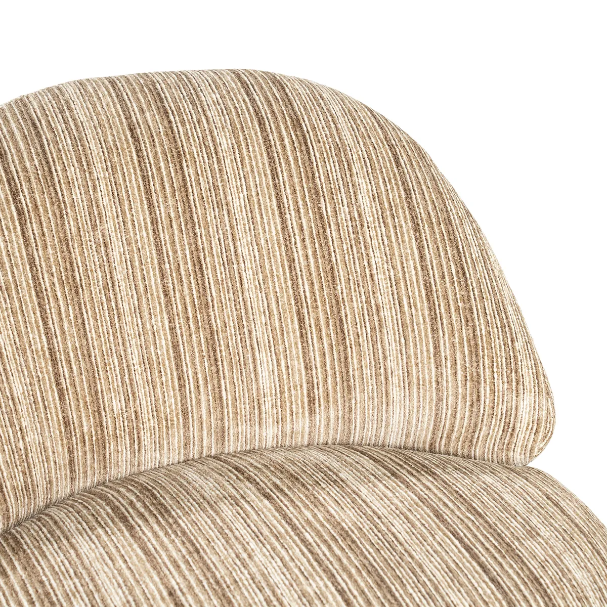 Swivel Lounge Chair FineLine Brown