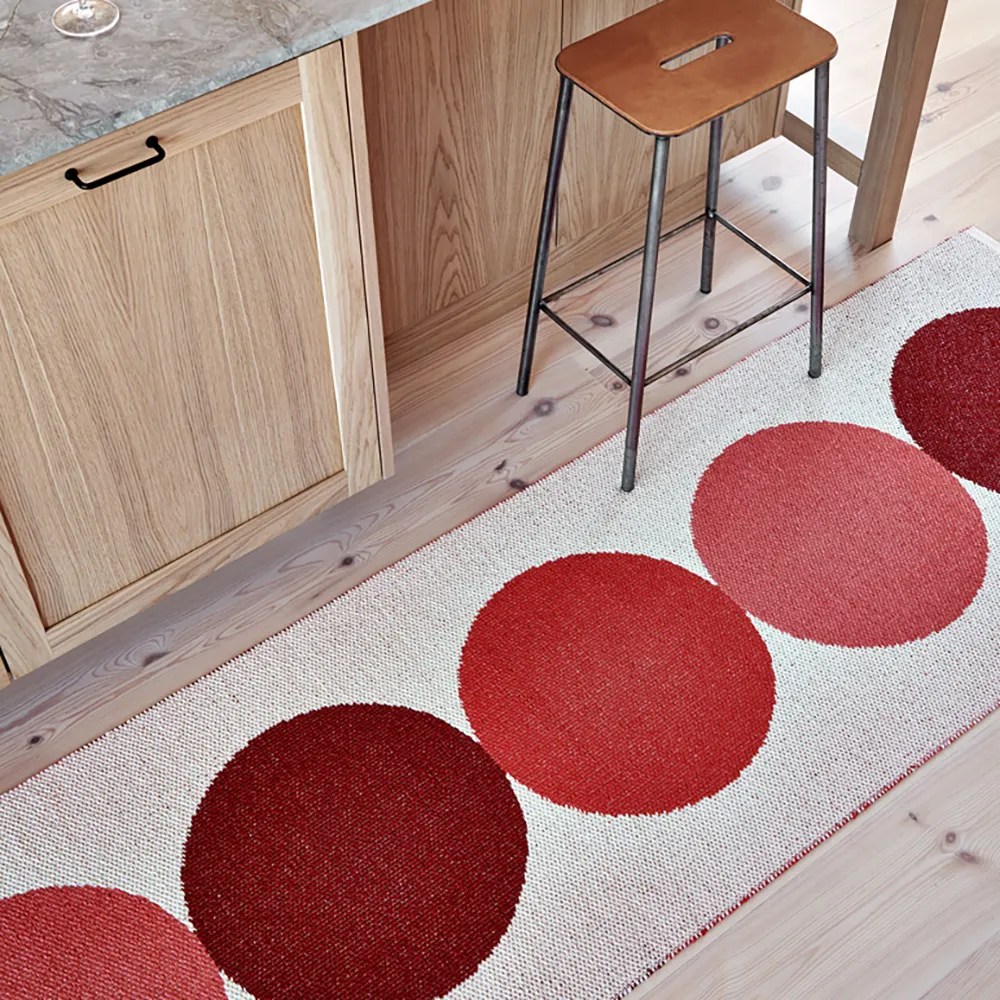 Otto Berry / Background Vanilla Carpet 70 x 280 cm