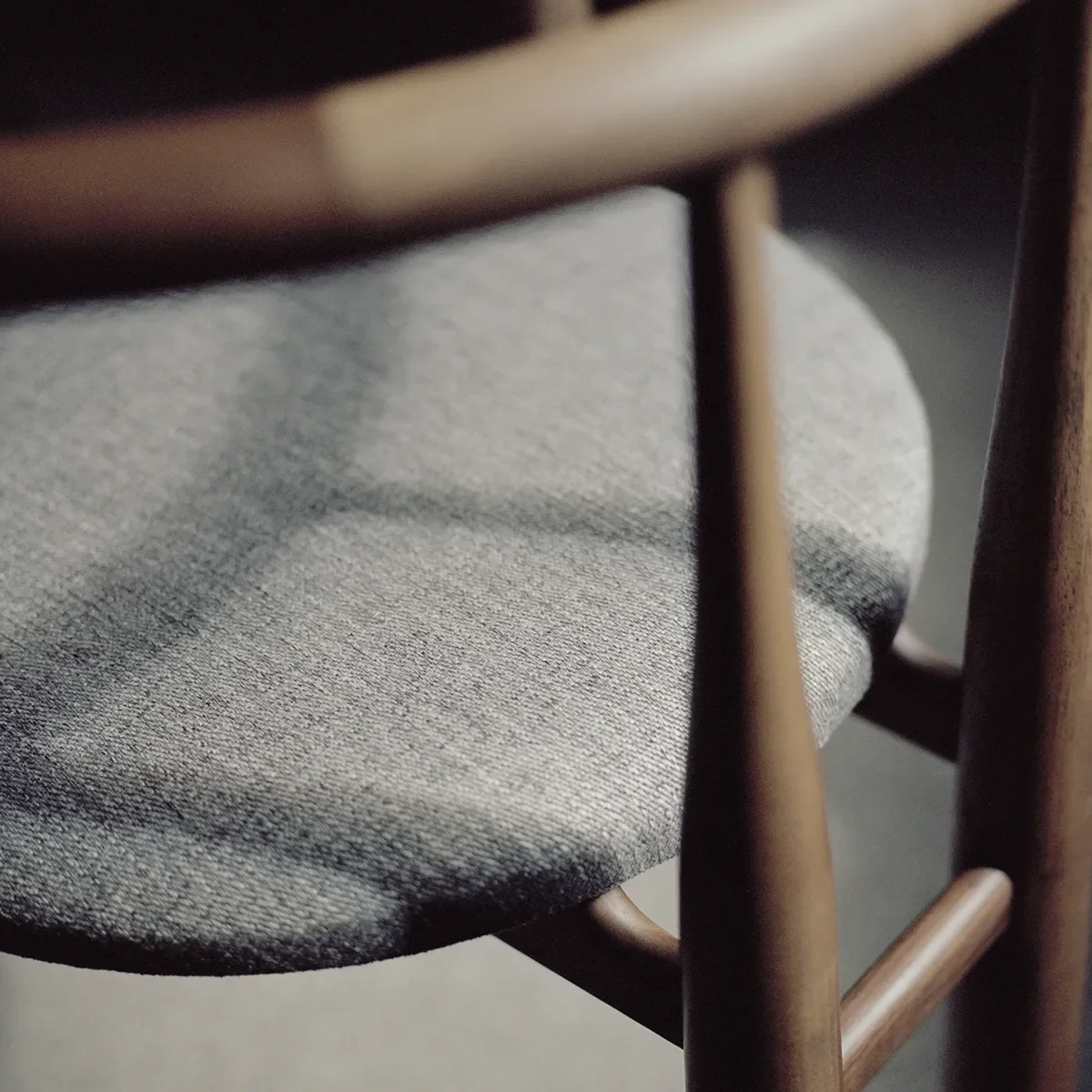 Dining Chair Bukowski Walnut Romo Linara with armrest