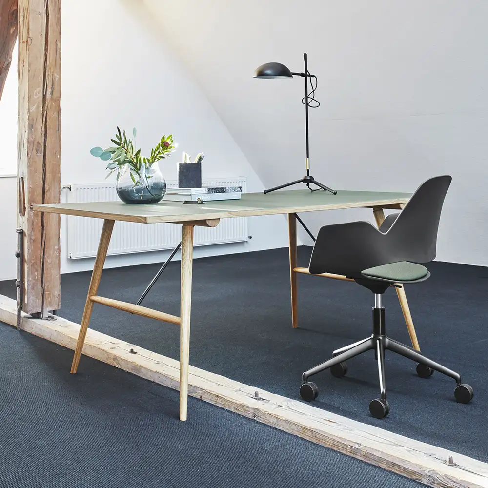 Hekla table 208x95cm dark green oiled oak