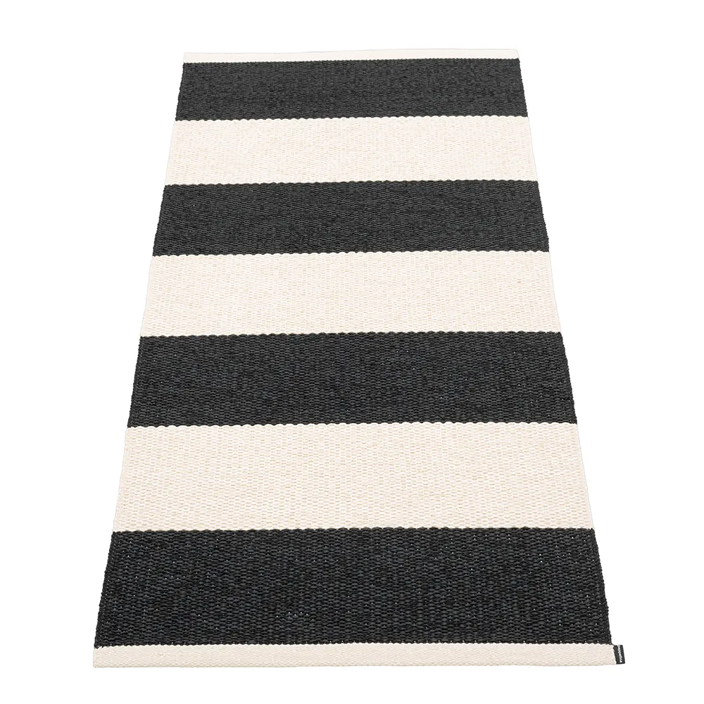 Bob Carpet Black/Vanilla 70 x 150 cm