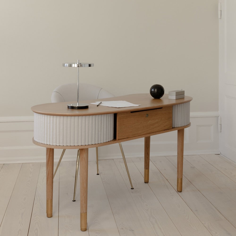 Audacious Desk Oak/Sterling