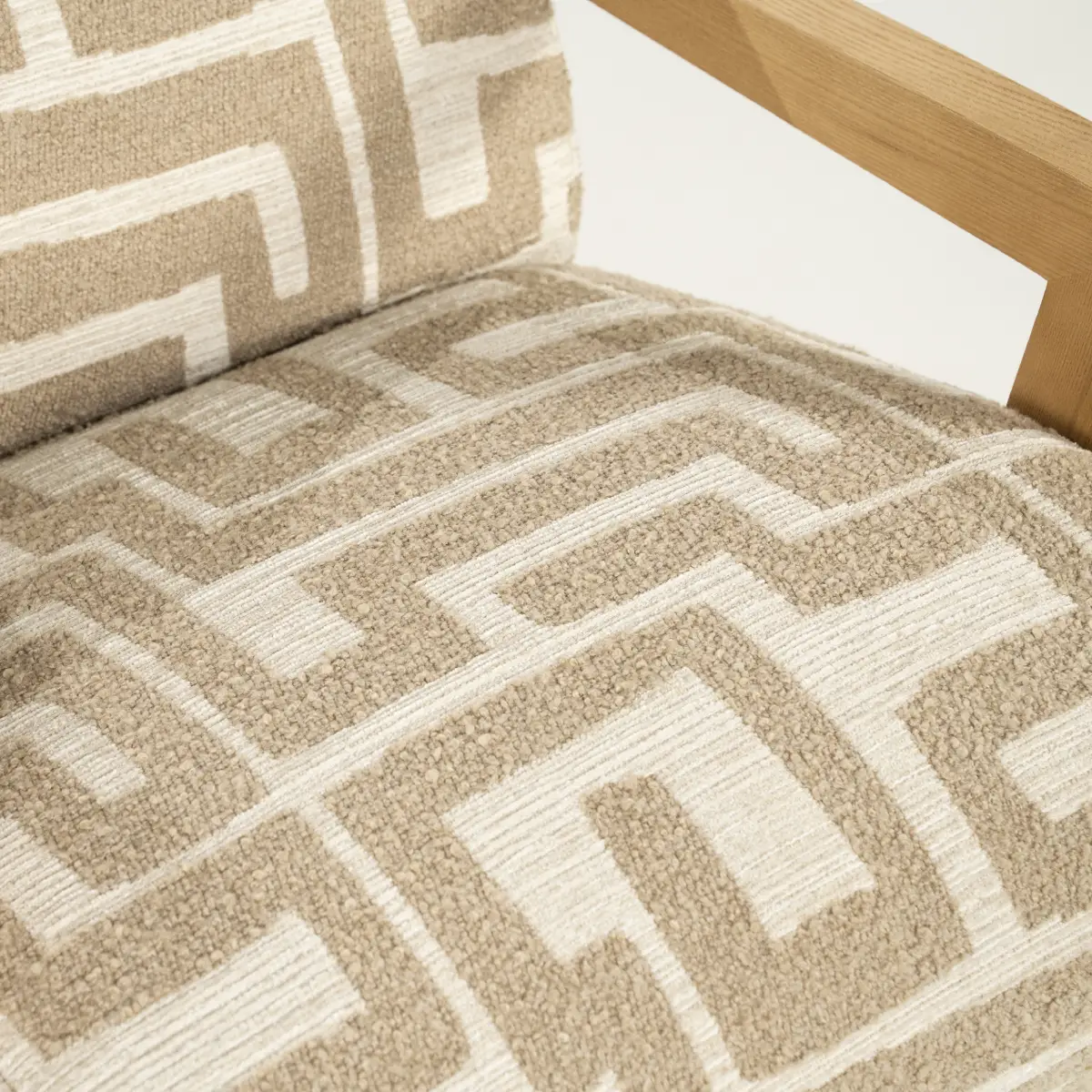 Olek Armchair - taupe Libre