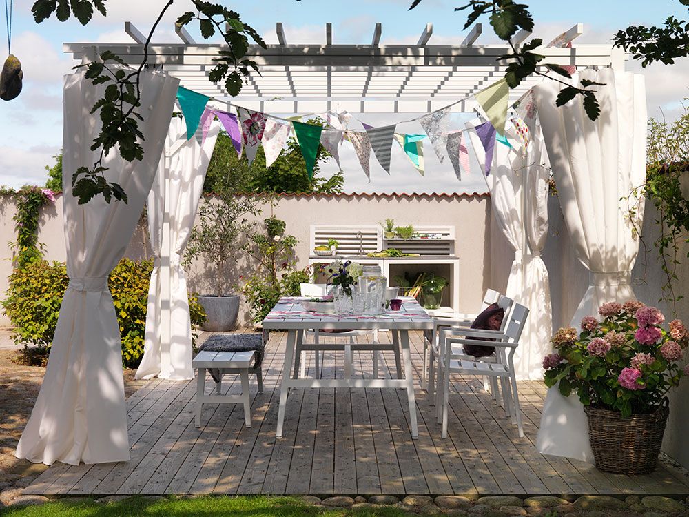 Delia armchair white