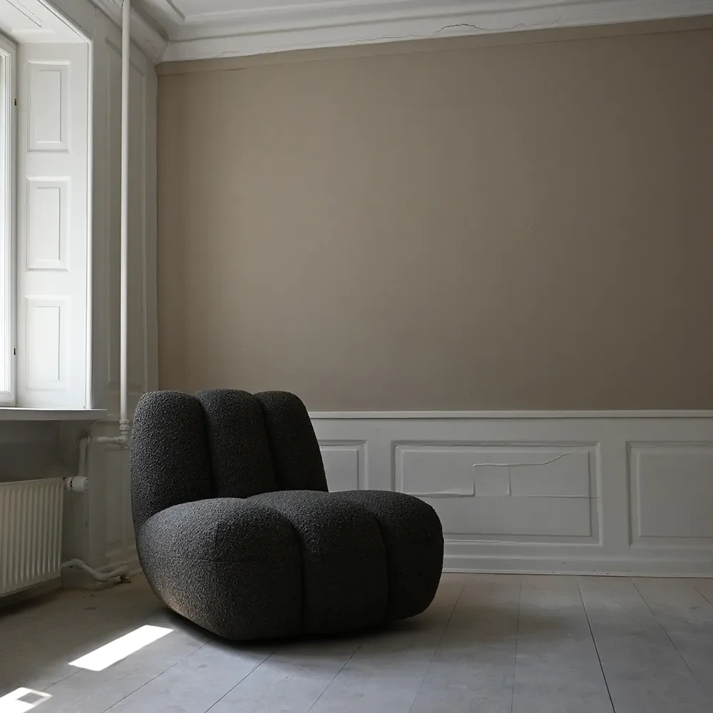 Toe Armchair - Deep Taupe