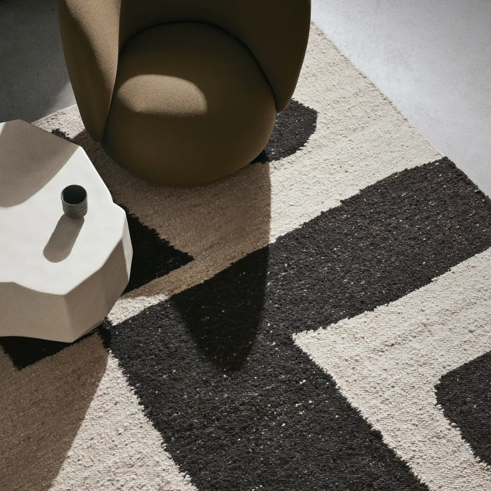 Piece Rug 200x300 cm - Off-white/Coffee