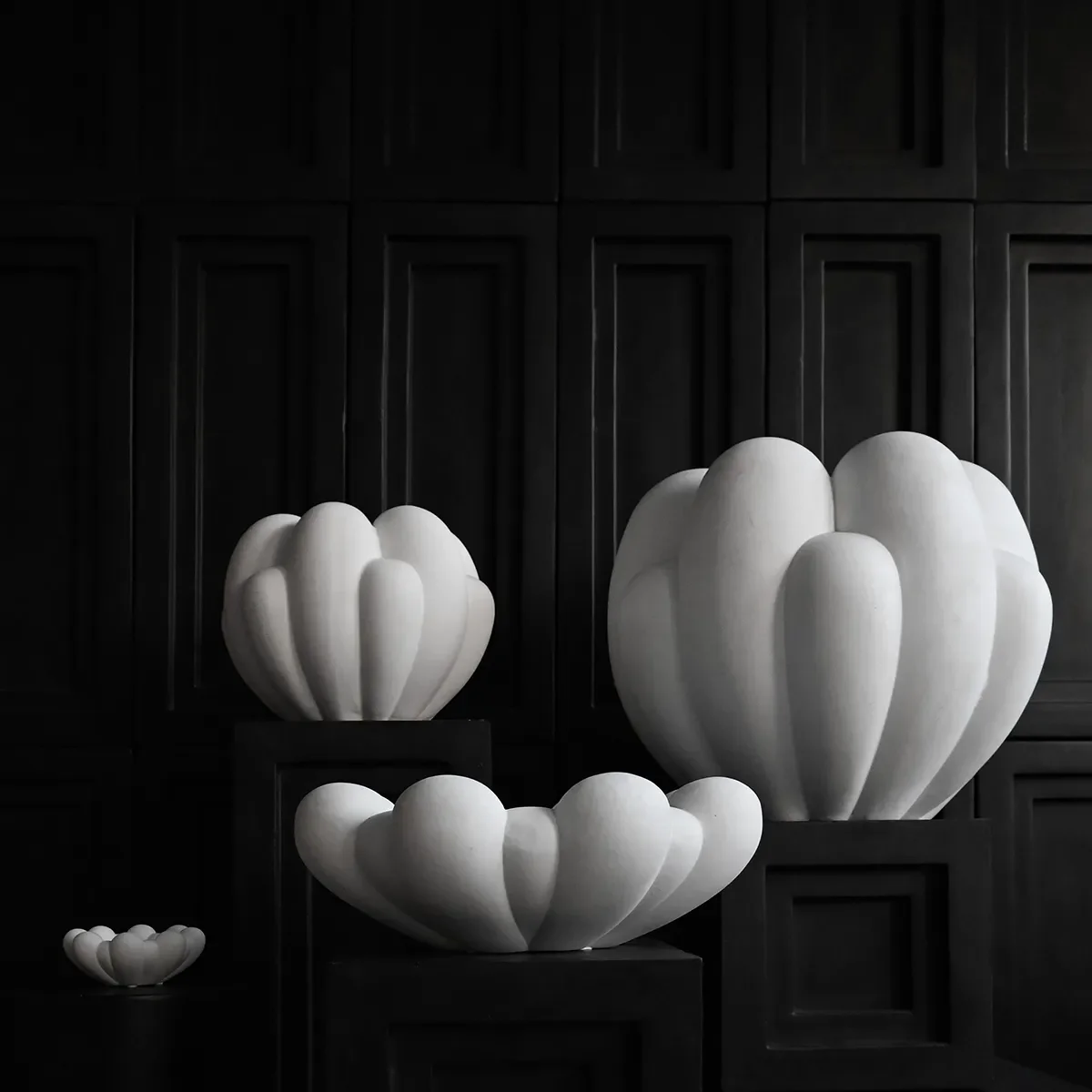 Handmade Vase Bloom Big Bone White H44 cm