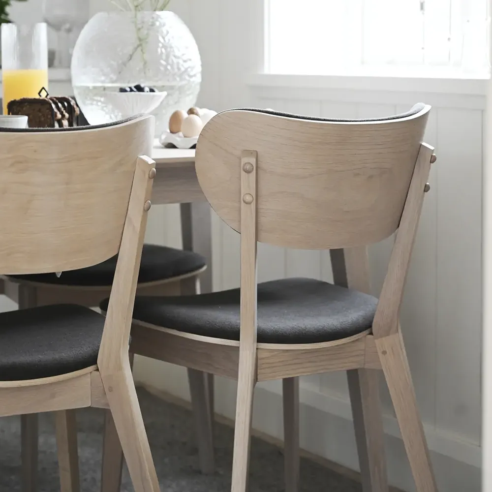 Kato dining chair white pigmented oak/dark grey