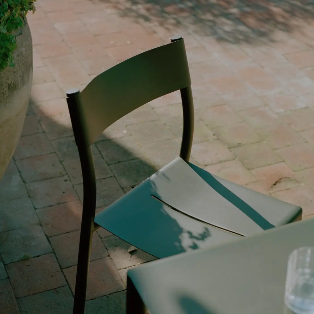 May Outdoor Chair Dark Green
