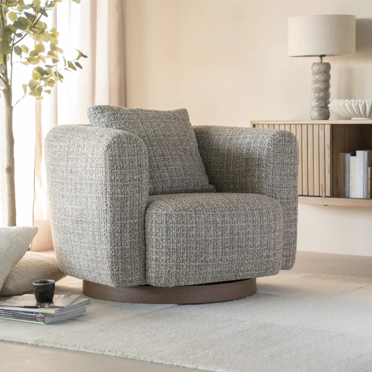Jordan Armchair - taupe Asti