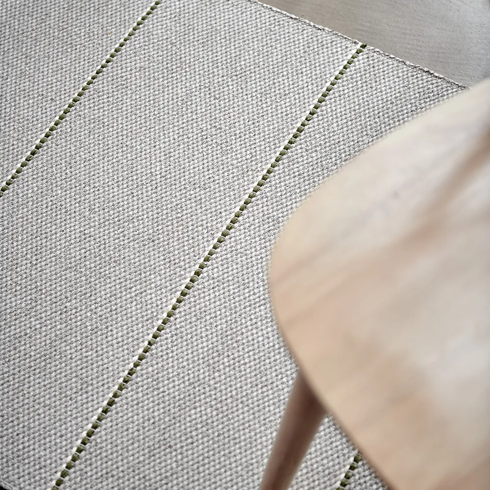 Lea rug Linen/Pine/Vanilla 70 x 375 cm